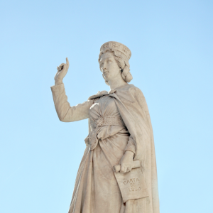 Statua di Eleonora d'Arborea
